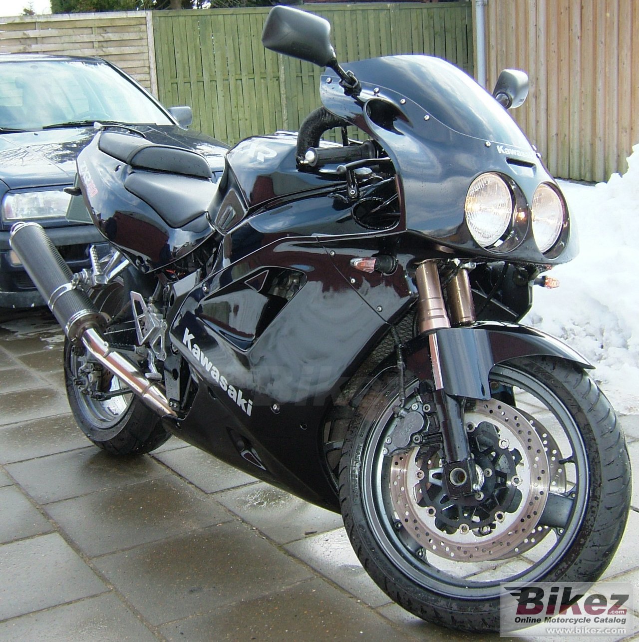 Big nymous user. zxr 750 r picture and wallpaper from Bikez.com
